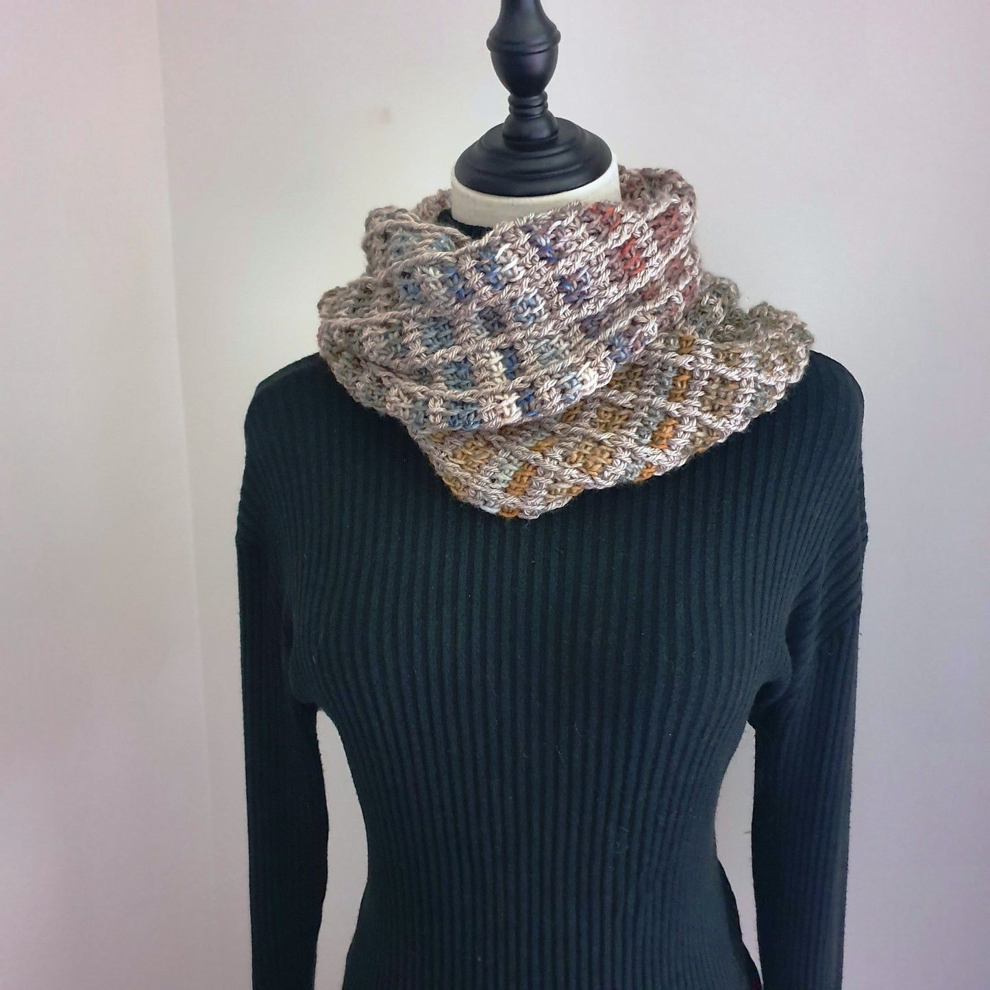 Mesa Scarf - 100% Premium Acrylic