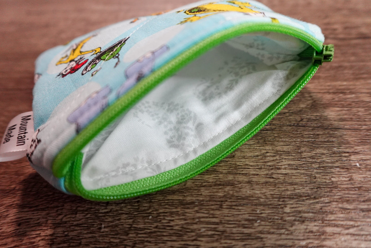 Small Zipper Pouch - Dr Seuss / Green Zipper